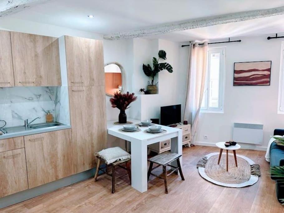 Studio Aux Pieds Des Parfumeries Grasse Extérieur photo